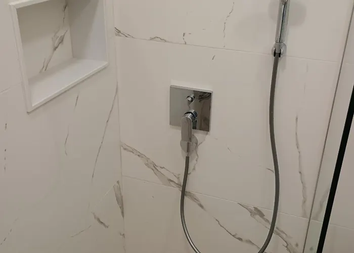 招待所 Luxury 12-2 4*