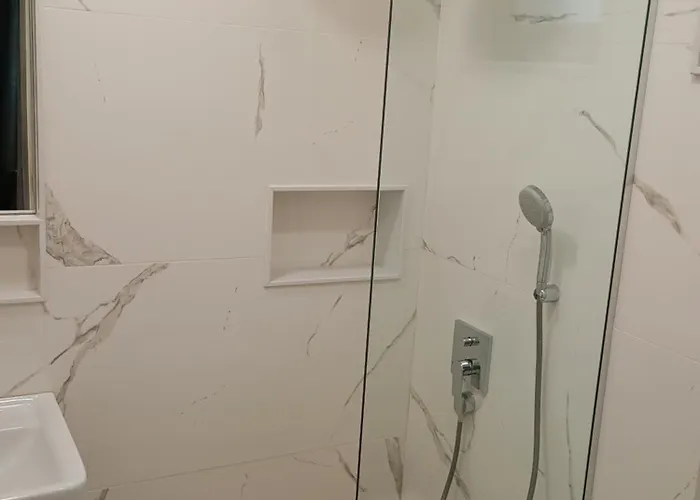 招待所 Luxury 12-2